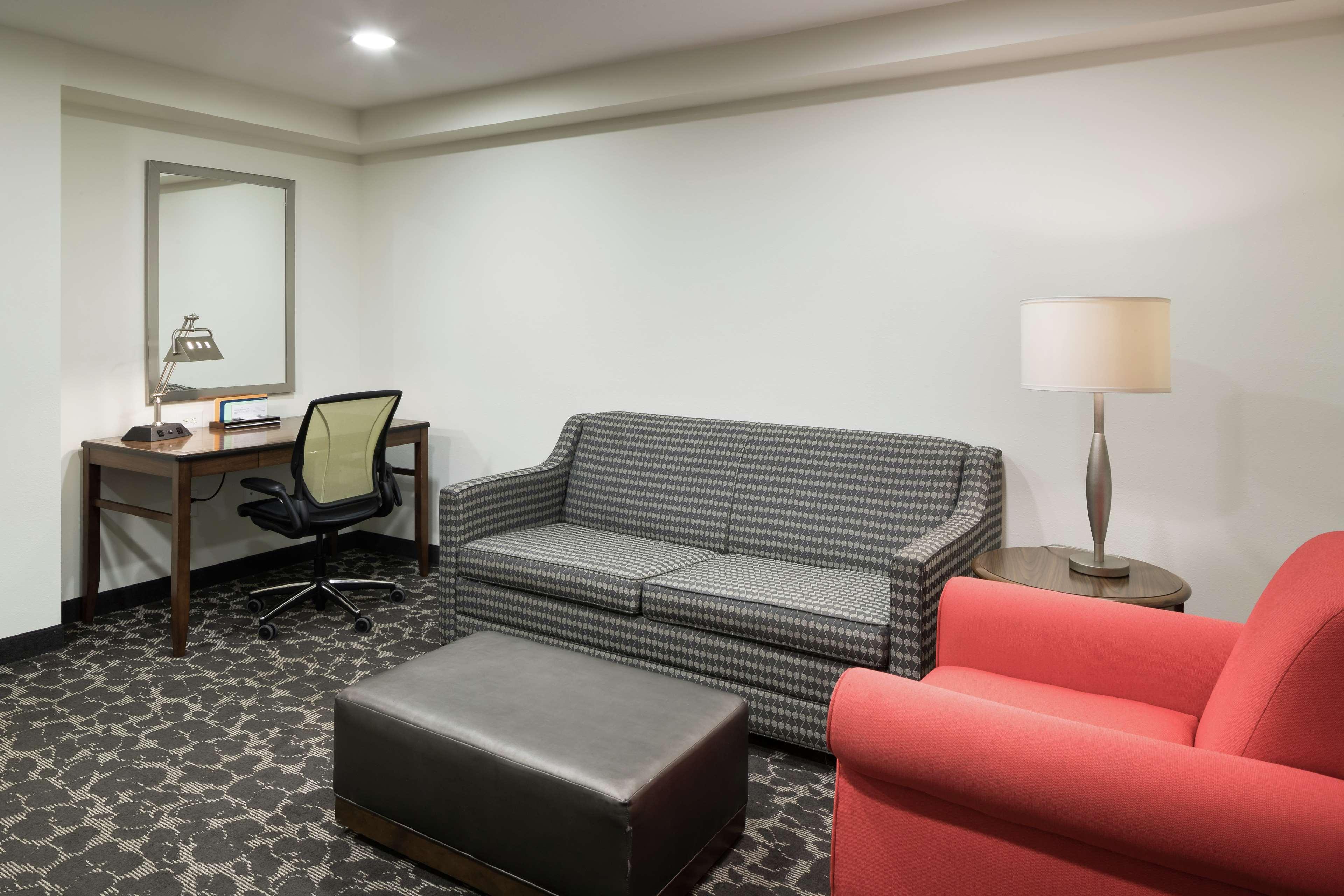 Hilton Garden Inn Charleston Waterfront/Downtown Exterior photo
