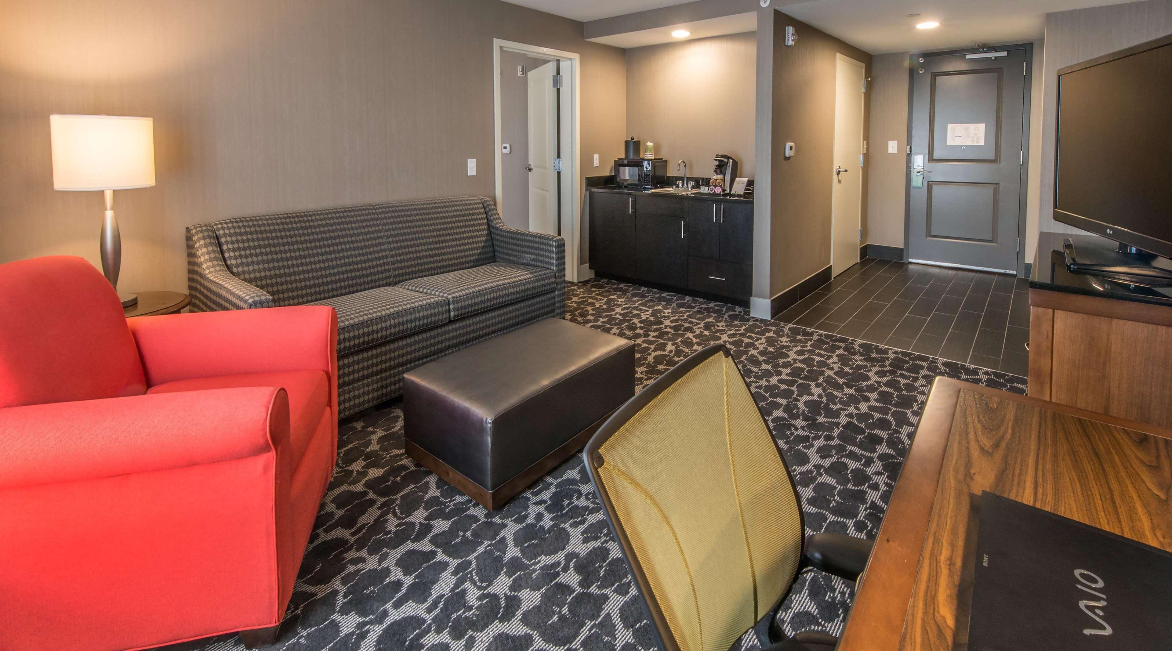 Hilton Garden Inn Charleston Waterfront/Downtown Exterior photo